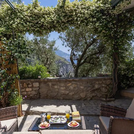 - Casa Alina